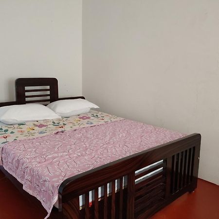 Flintstone Home Kushalnagar Luaran gambar