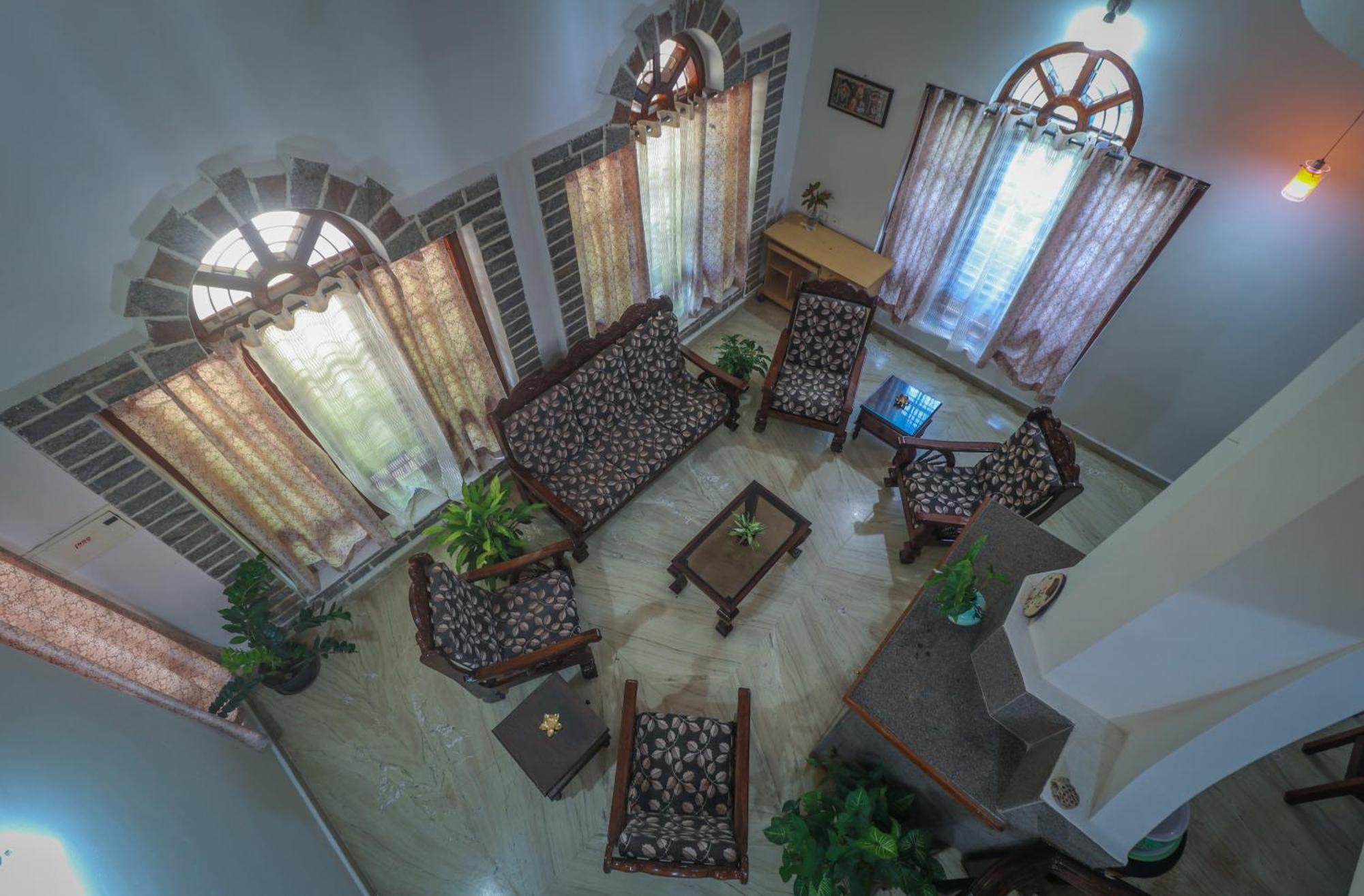Flintstone Home Kushalnagar Luaran gambar