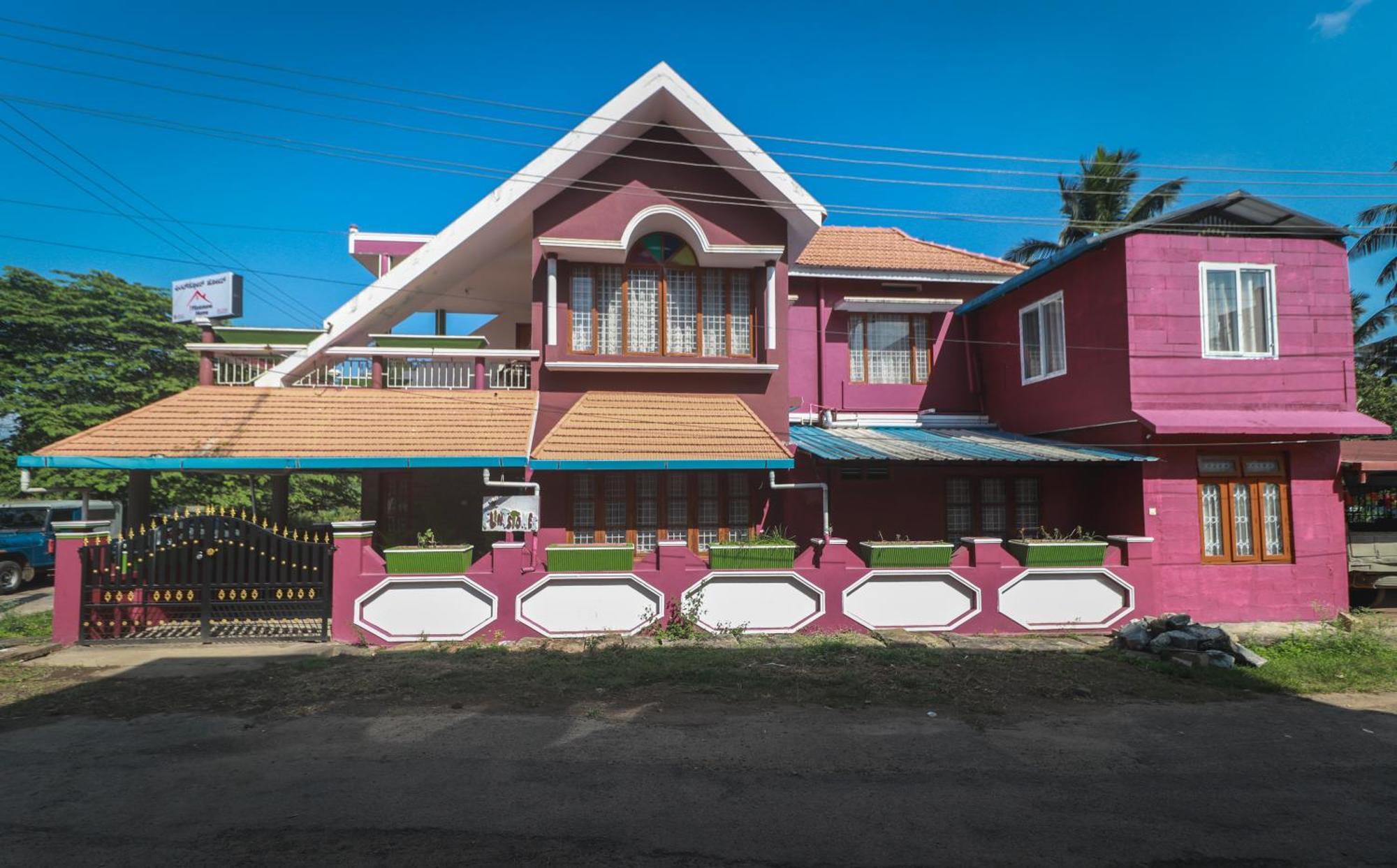 Flintstone Home Kushalnagar Luaran gambar