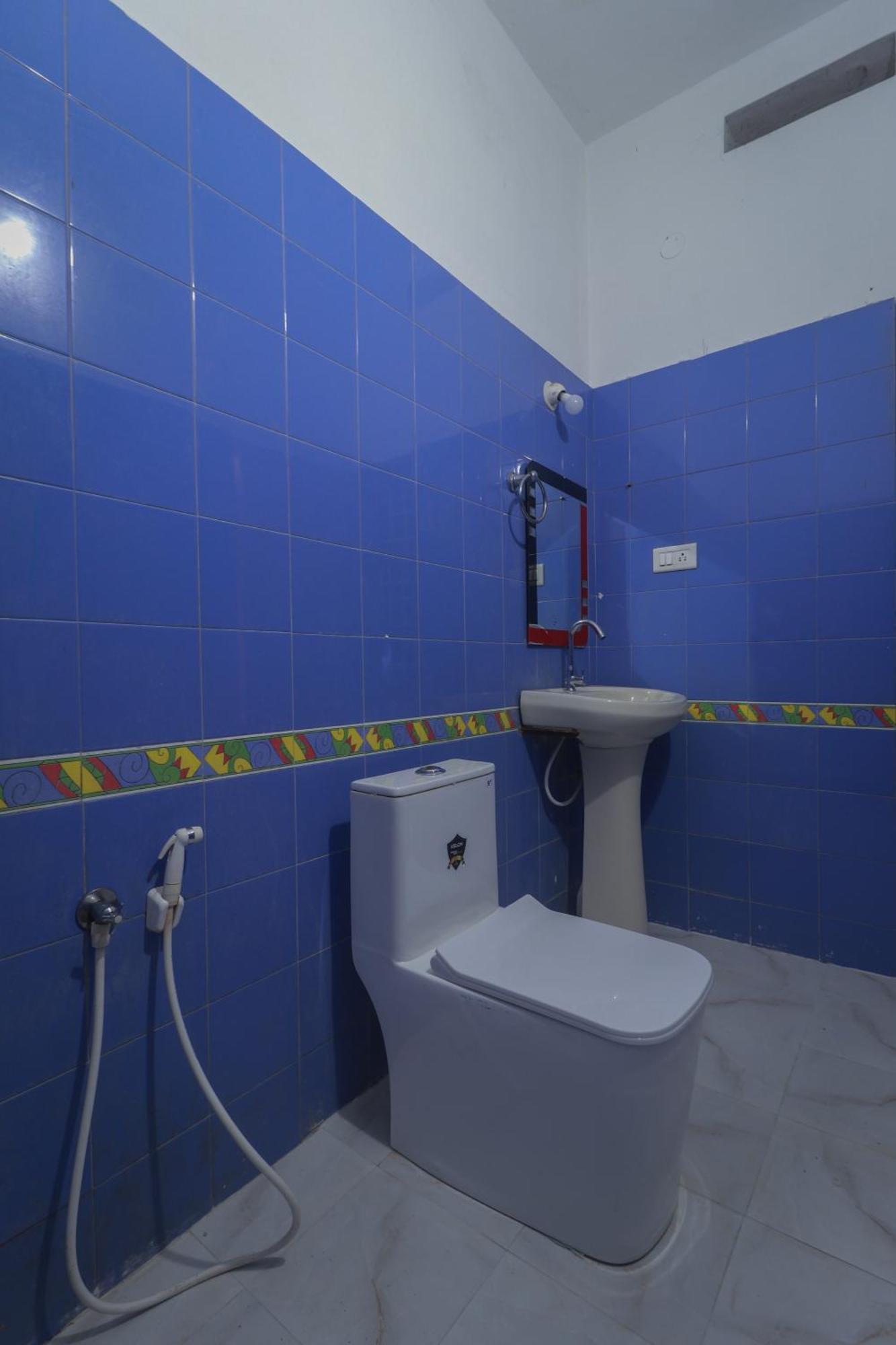 Flintstone Home Kushalnagar Luaran gambar
