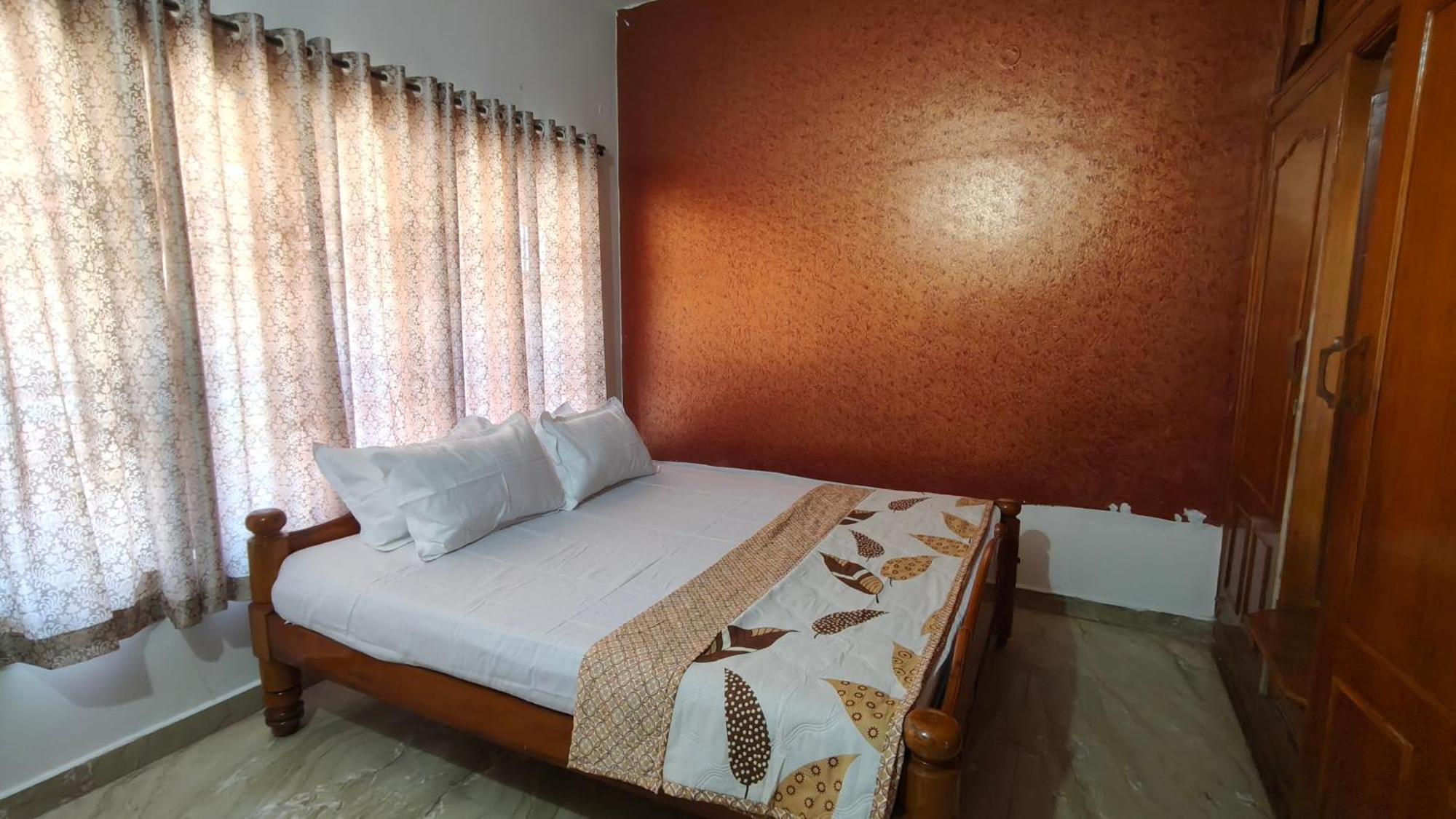 Flintstone Home Kushalnagar Luaran gambar